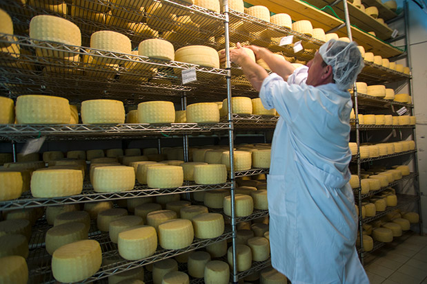 Ίος: Το άλλο πρόσωπο-6