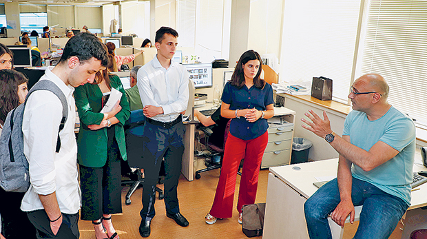 Business Days: Γνωριμία με τη δημοσιογραφία, εν δράσει-3