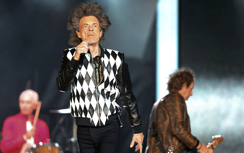 Ο Μικ Τζάγκερ επέστρεψε στη σκηνή (φωτογραφίες – βίντεο)-1