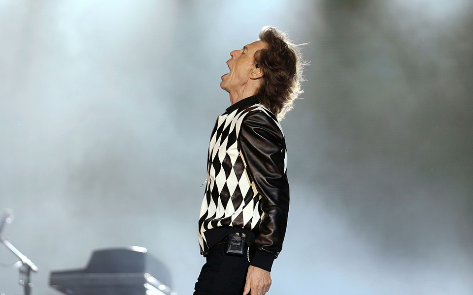 Ο Μικ Τζάγκερ επέστρεψε στη σκηνή (φωτογραφίες – βίντεο)-7