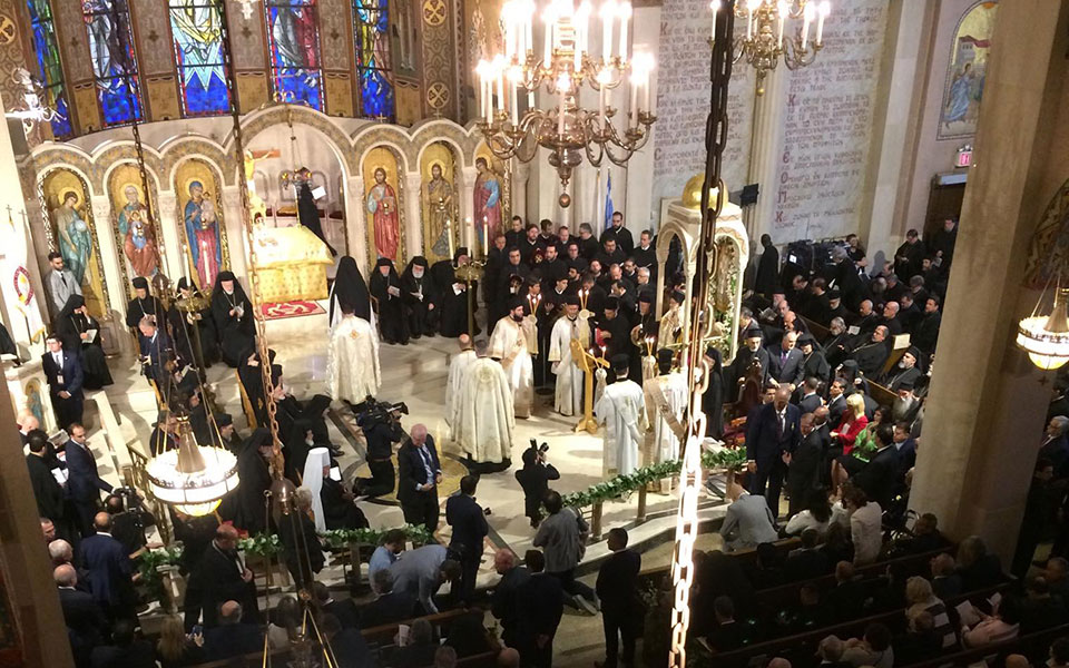 Με λαμπρότητα τελέστηκε η ενθρόνιση του Αρχιεπισκόπου Ελπιδοφόρου – Δηλώσεις, φωτογραφίες και βίντεο-4