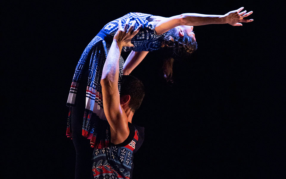 Πεντοζάλι, σέρα και σύγχρονος χορός-1