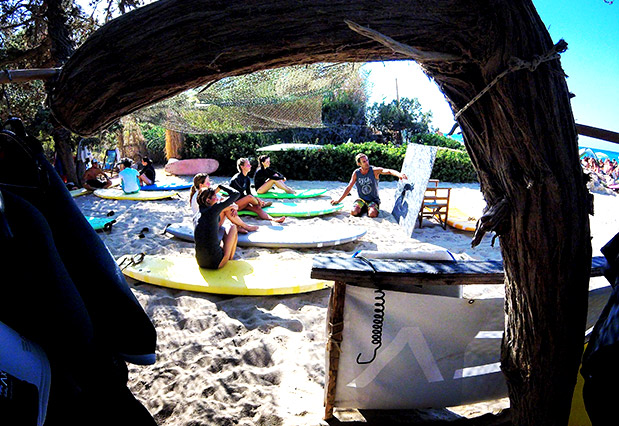 Αφιέρωμα θάλασσα: Σπορ στον αφρό-1