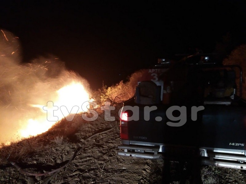 Μαίνονται τα πύρινα μέτωπα στην Εύβοια – Εκκενώθηκαν προληπτικά οικισμοί (φωτογραφίες – βίντεο)-5