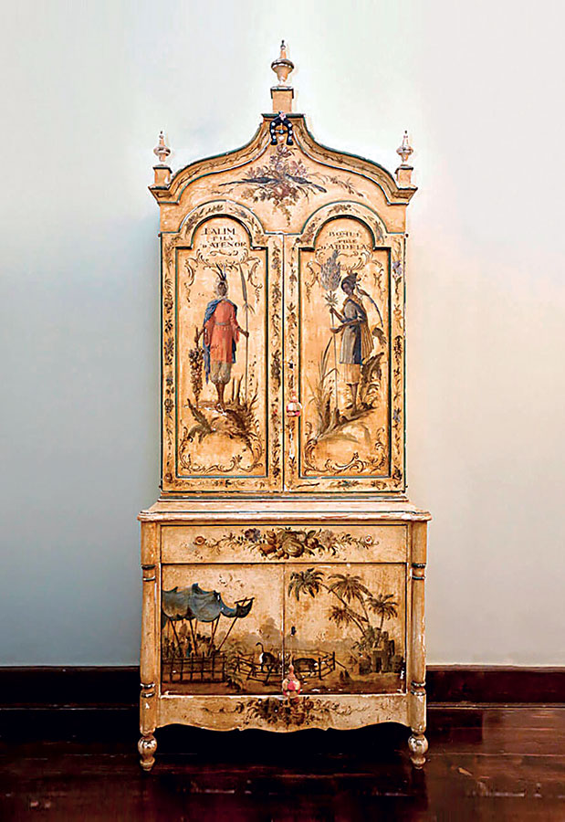 Η Ευγενία Χανδρή και το «θαυματουργό ντουλάπι»-1