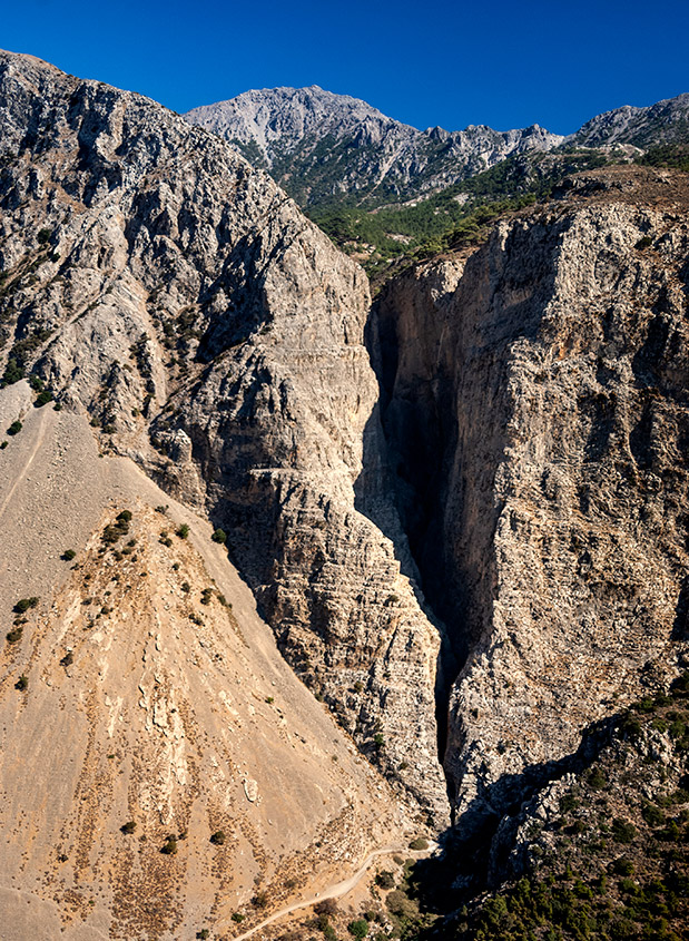 Αφιέρωμα Κρήτη: Η άγνωστη Κρήτη των φαραγγιών-2