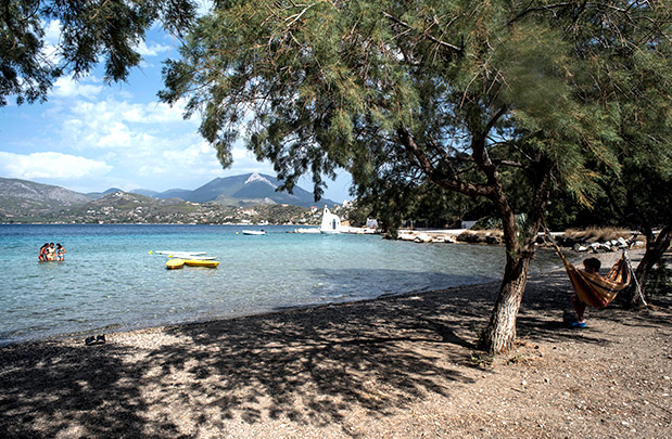 Κορινθία: Οίνος ευφραίνει…-2