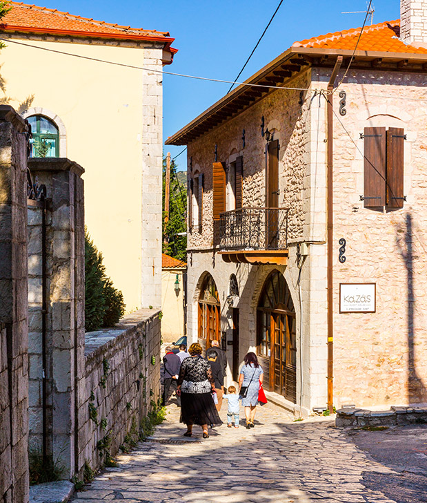 Αρκαδία: Στολίδια από πέτρα-3