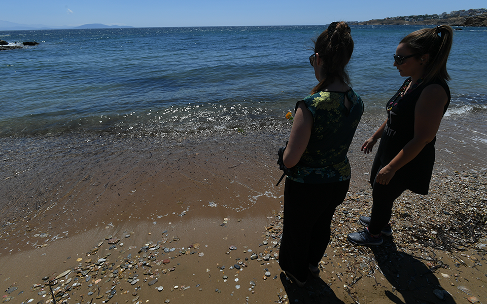 Μάτι, ένας χρόνος μετά: Μνημόσυνο για τα θύματα της ανείπωτης τραγωδίας-1