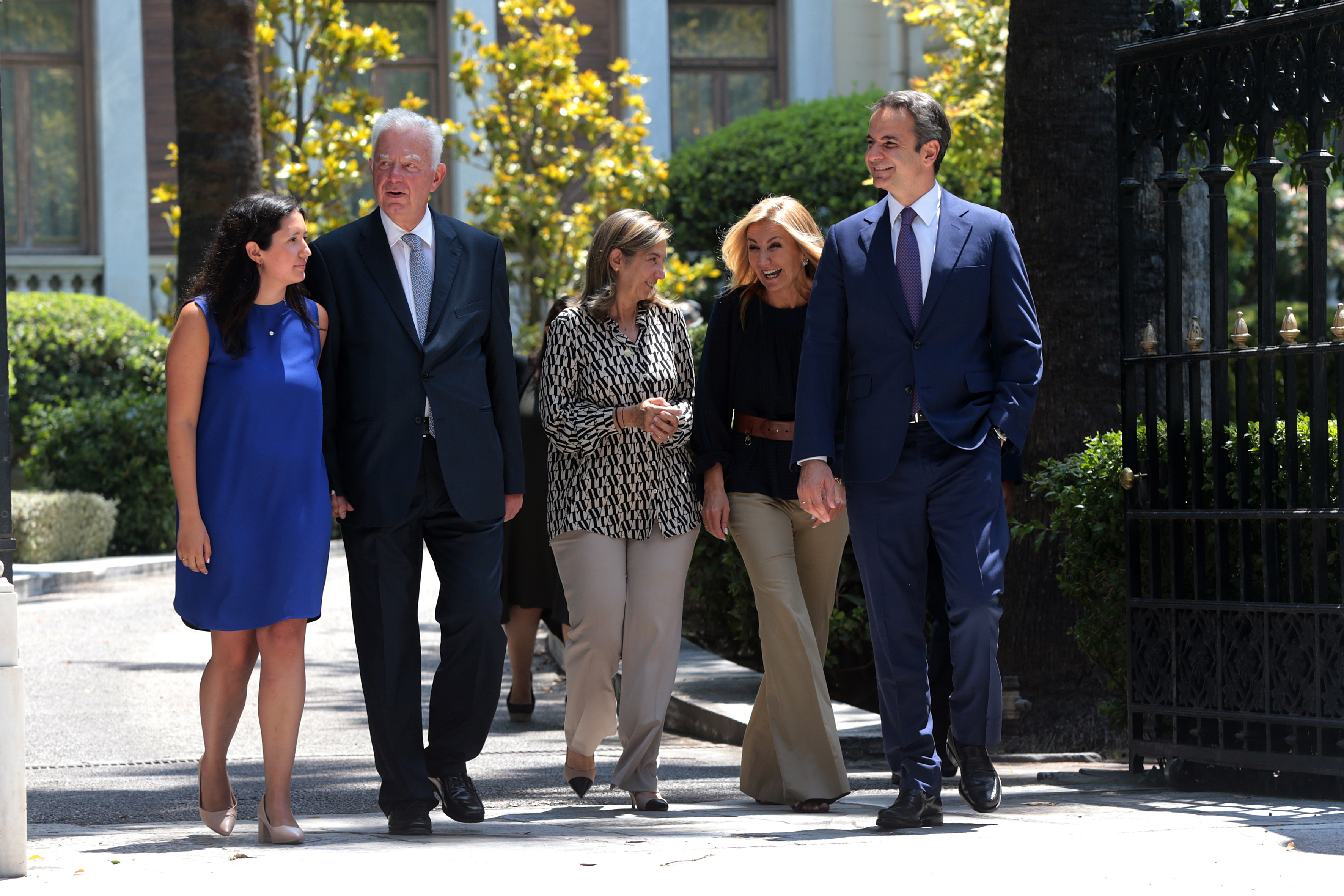 Ο αντιπρόεδρος που ακούει Μπαχ-4