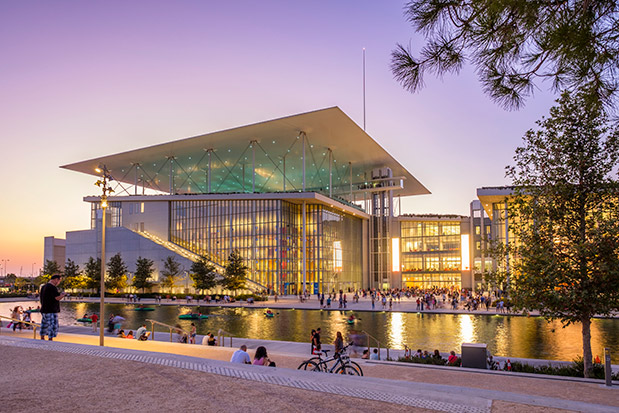 Διακοπές στην πόλη-5