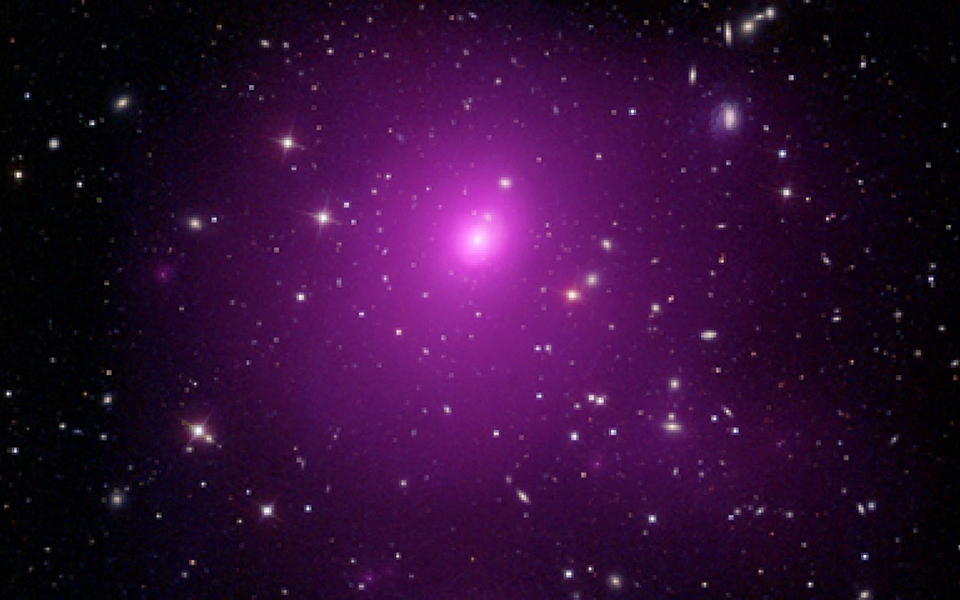 Ανακαλύφθηκε μία από τις μεγαλύτερες μαύρες τρύπες στo σύμπαν-1