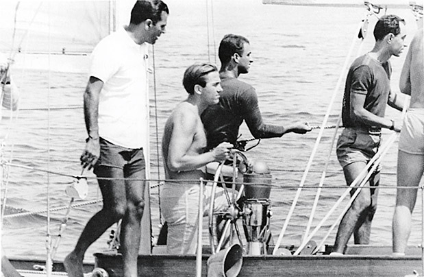 Η Άνδρος ανοίγει πανιά-1