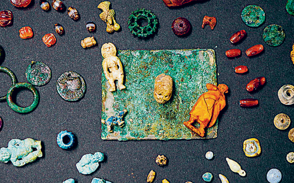 Μικρές βιογραφίες στην τέφρα της Πομπηίας-1