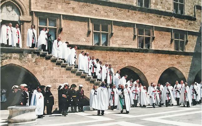 Στα άδυτα της Μεγάλης Στοάς-4