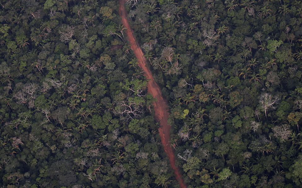 Βραζιλία: Ο ουρανός δεν σκοτεινιάζει ποτέ, καθώς ο Αμαζόνιος φλέγεται (φωτογραφίες)-6