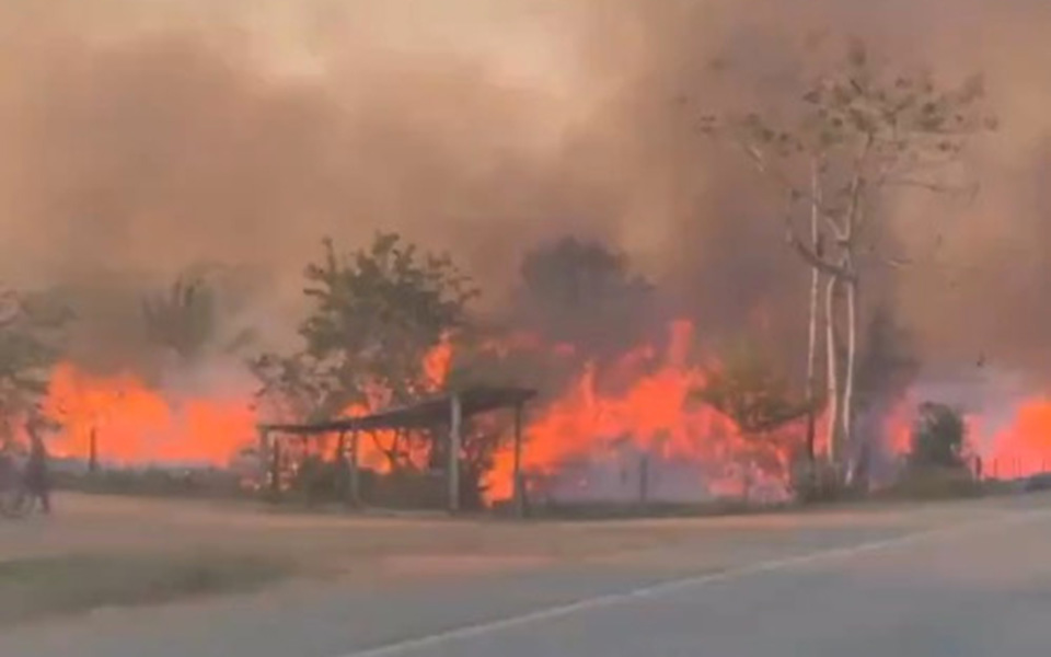 Βραζιλία: Ο ουρανός δεν σκοτεινιάζει ποτέ, καθώς ο Αμαζόνιος φλέγεται (φωτογραφίες)-3