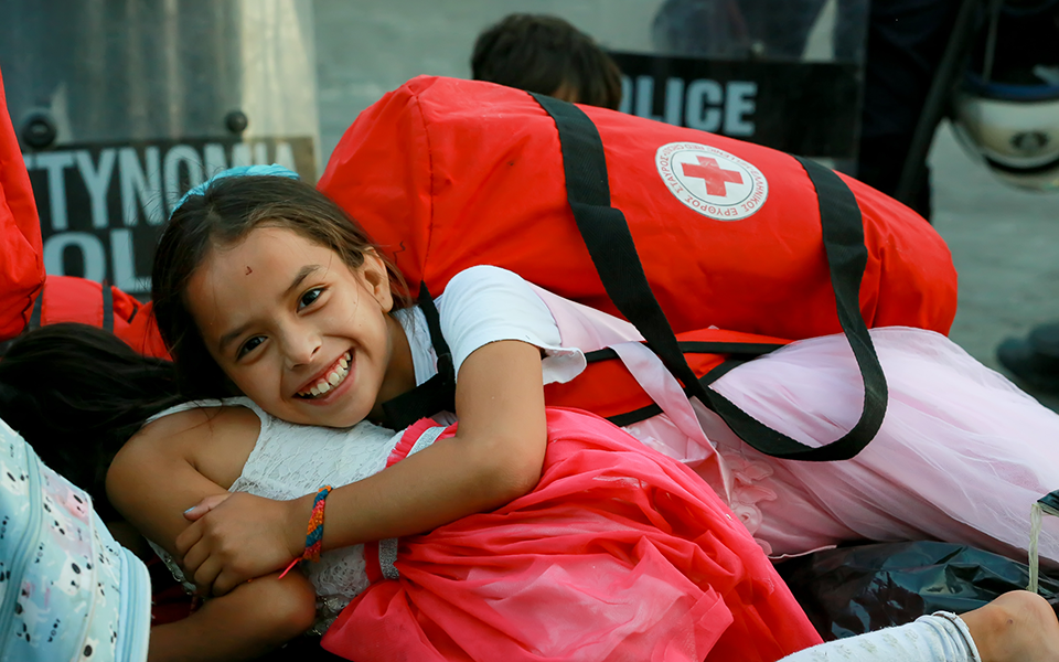 Μυτιλήνη: Μετακίνηση 1.400 προσφύγων και μεταναστών σε δομές της Βόρειας Ελλάδας (φωτογραφίες)-2