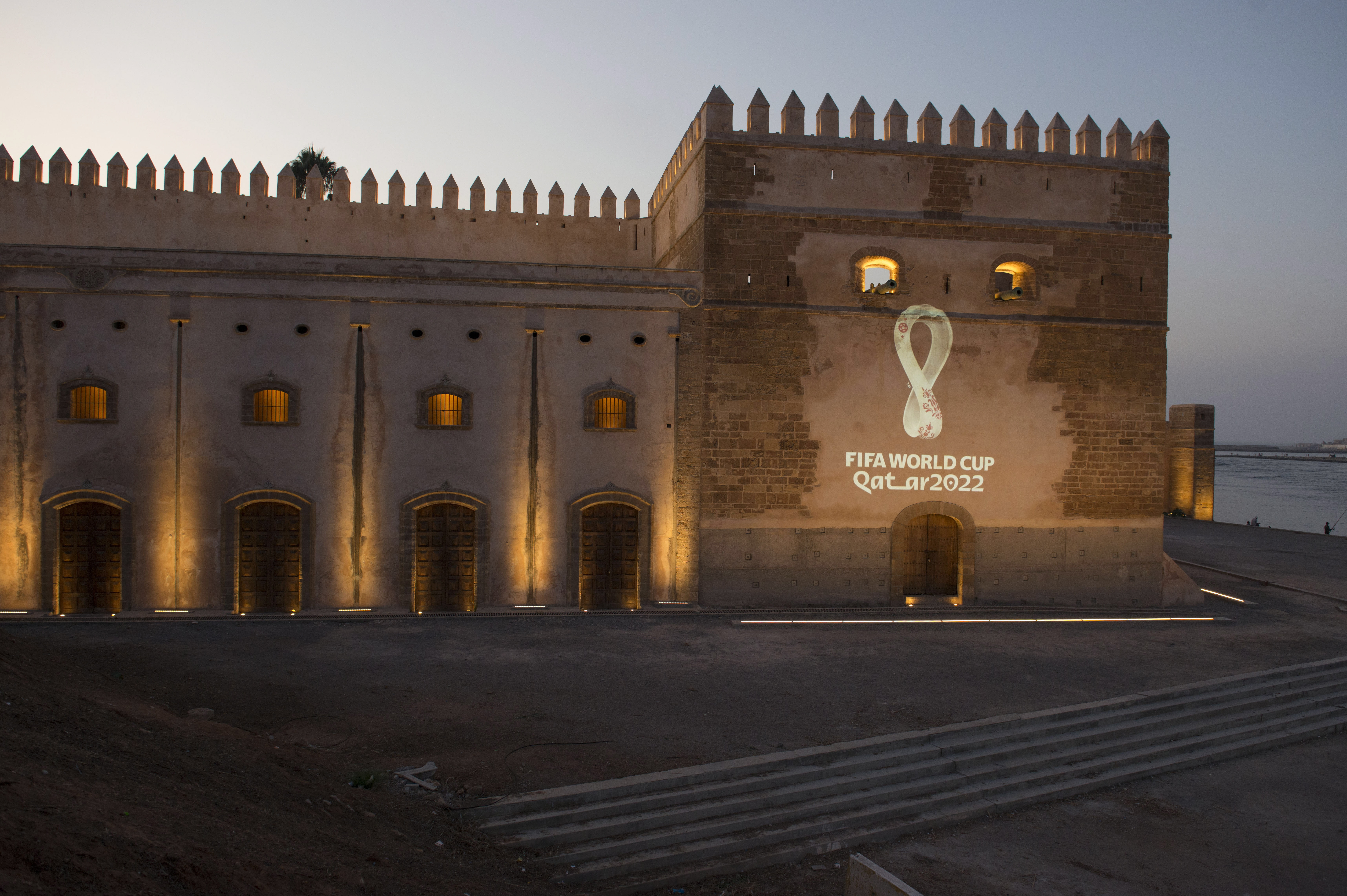 To επίσημο λογότυπο του Μουντιάλ 2022 που θα διεξαχθεί στο Κατάρ (Βίντεο)-4