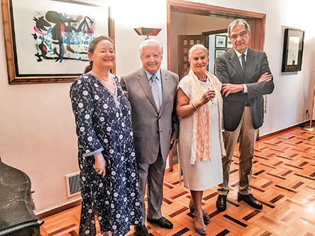 Παρασημοφόρηση του καθηγητή Νίκου Σταμπολίδη από τον Ισπανό πρέσβη-1