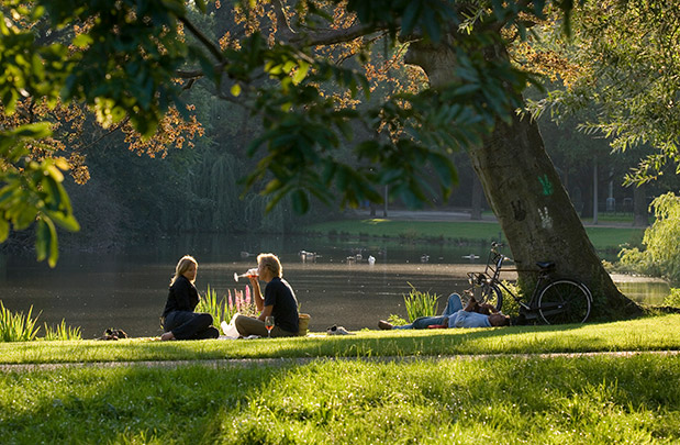 Στο Άμστερνταμ τώρα-1