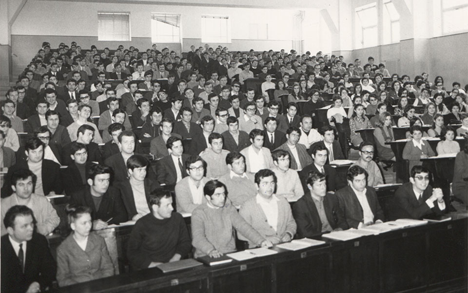 Το Οικονομικό Πανεπιστήμιο Αθηνών γιορτάζει τα 100 χρόνια από την ίδρυσή του-4