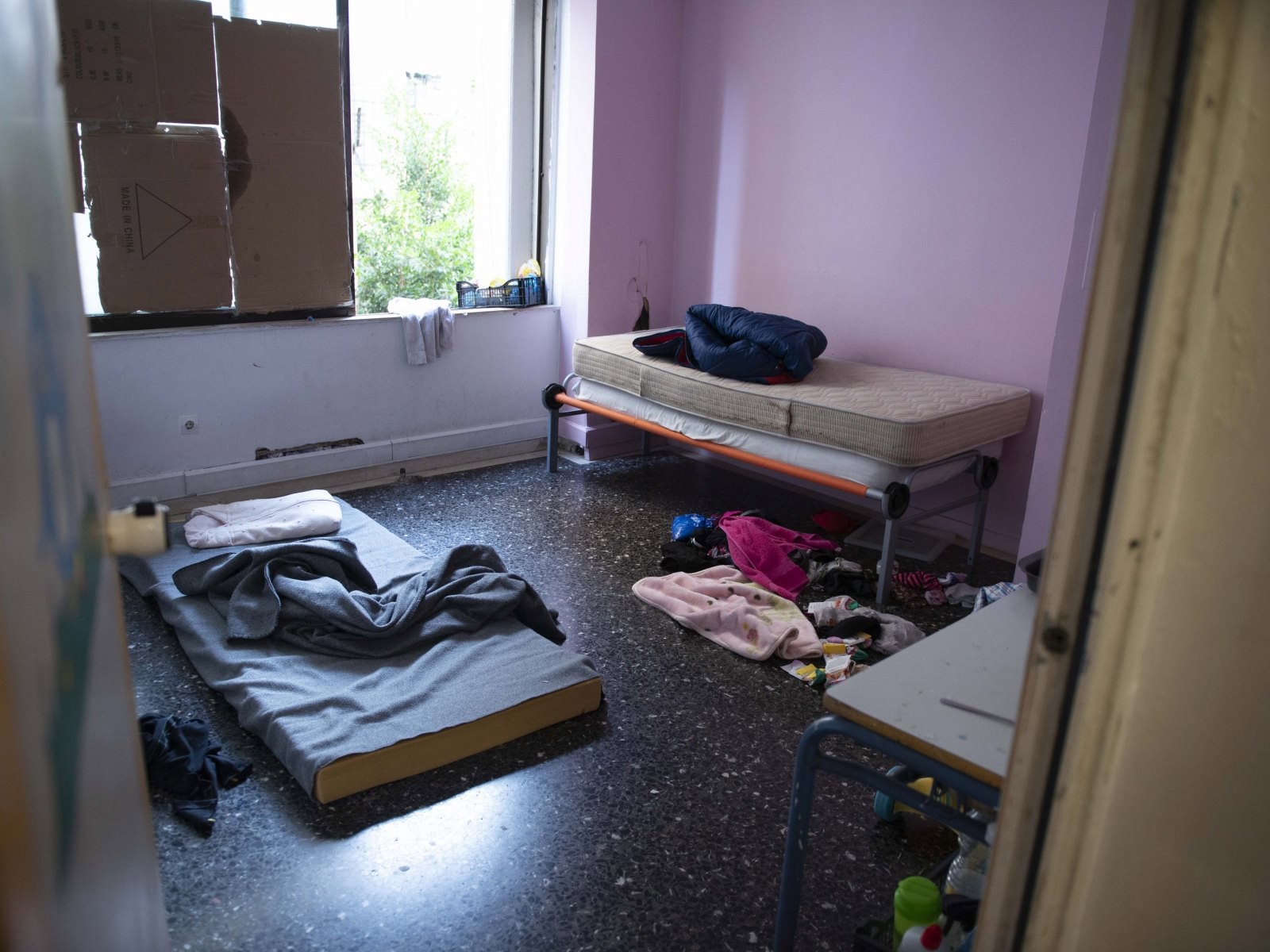 Ολοκληρώθηκε η επιχείρηση της EΛ.ΑΣ στα δύο υπό κατάληψη κτίρια στην Αχαρνών (φωτογραφίες)-7