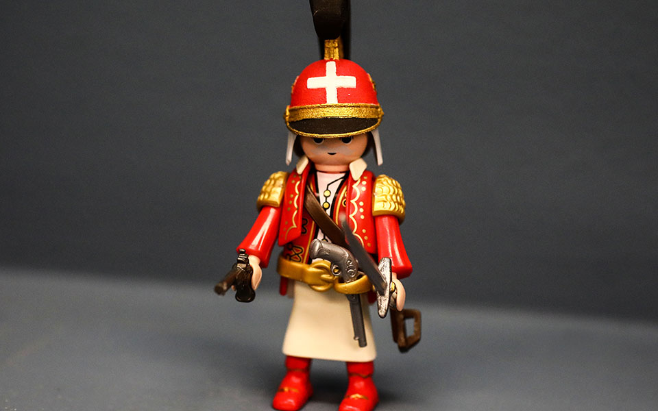 Τα Playmobil… σηκώνουν το λάβαρο-3