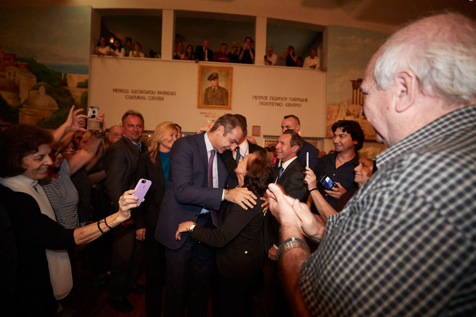 Ομιλία Μητσοτάκη σε ομογενείς: Το 2023 θα ψηφίσετε στον τόπο διαμονής σας-1