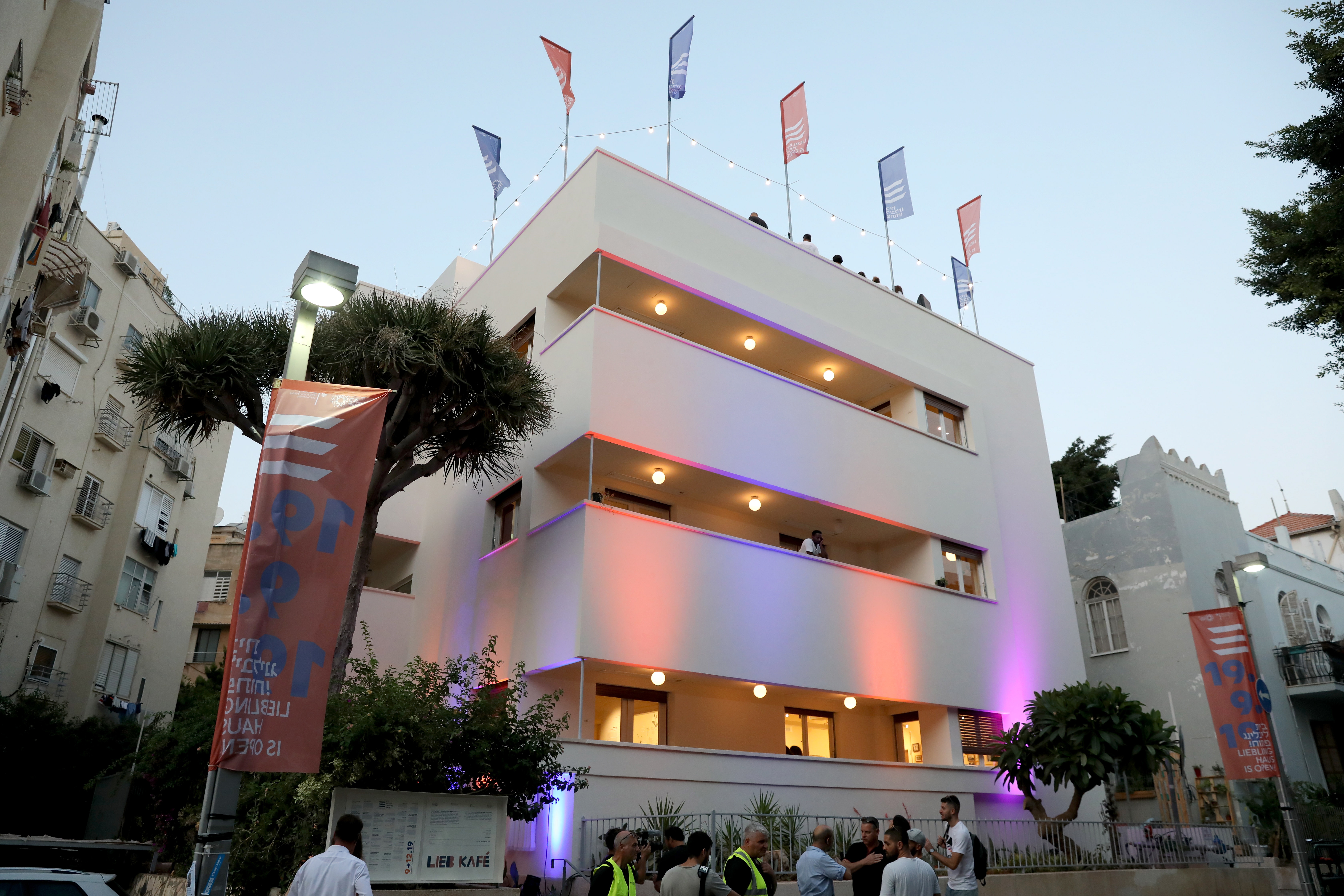 Ματιές στον κόσμο-1