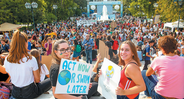 Το κίνημα που αλλάζει νόημα στις… Παρασκευές-4