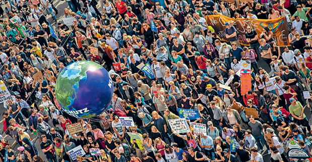 Το κίνημα που αλλάζει νόημα στις… Παρασκευές-1