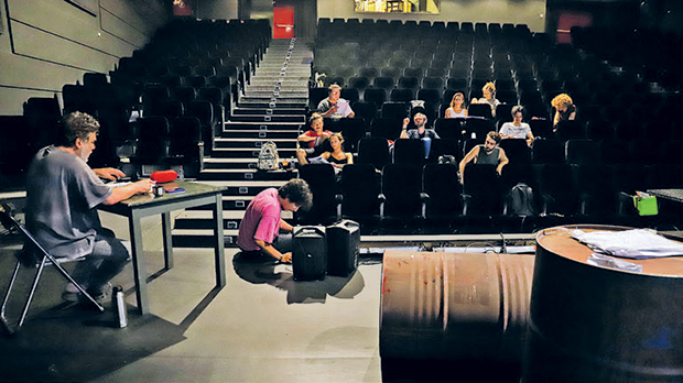 Γ. Κακλέας: «Ολοι μας έχουμε υπάρξει ρινόκεροι»-2