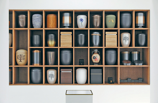 Πρώτη φορά αποτέφρωση νεκρών στην Ελλάδα-3