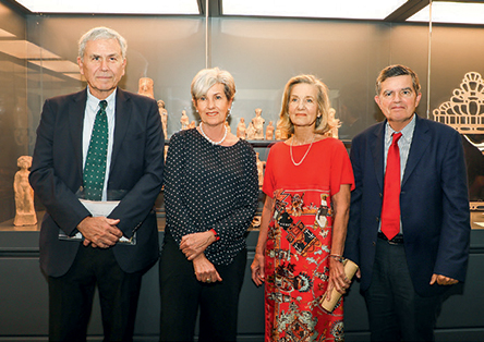 Μια δωρεά φέρνει πνοή τέχνης και αισθητικής στη Φιλοσοφική Σχολή του ΕΚΠΑ-1