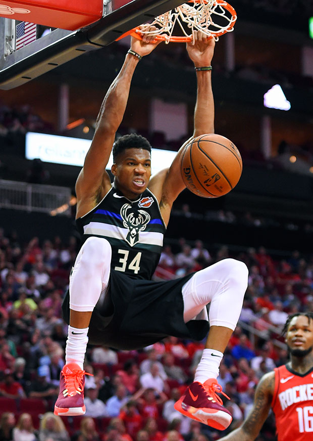 Ξεκίνημα με τριπλ-νταμπλ για τον Αντετοκούνμπο-1