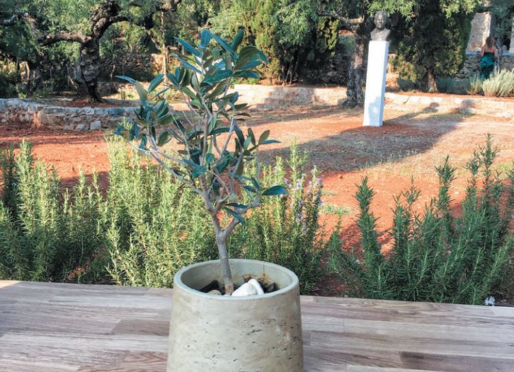 Το σπίτι έμπαινε στη θάλασσα-1