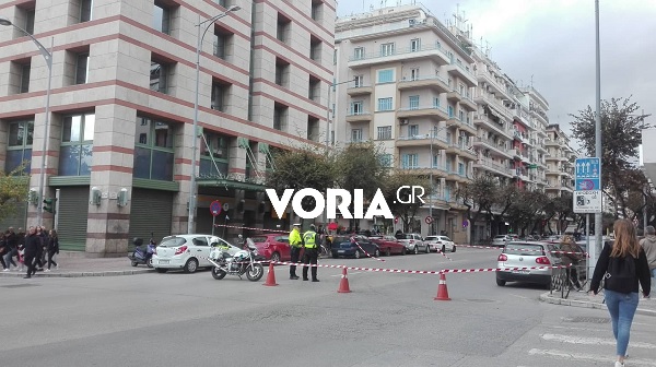 Δύο «κόντρα» συγκεντρώσεις για το μεταναστευτικό στη Θεσσαλονίκη (βίντεο – φωτογραφίες)-1