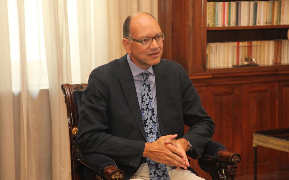 Μ. Μαζάουερ, Στ. Καλύβας, Ν. Μουζέλης και Κ. Τσουκαλάς στην Επιτροπή για τα 200 χρόνια από την Επανάσταση του ’21-1