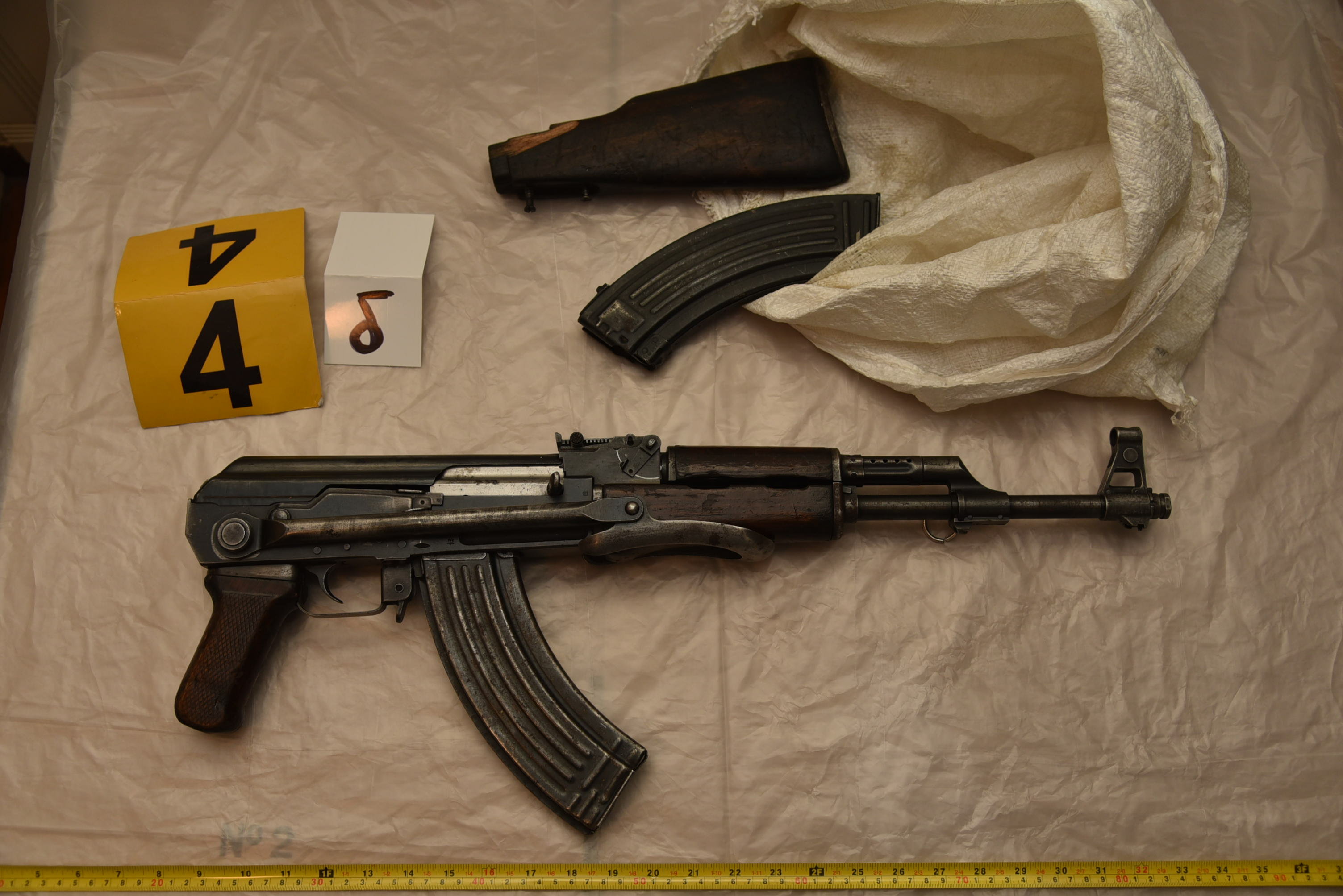 Διοικητής Αντιτρομοκρατικής: Ευτυχώς προλάβαμε – Το οπλοστάσιο των τρομοκρατών (φωτογραφίες)-1