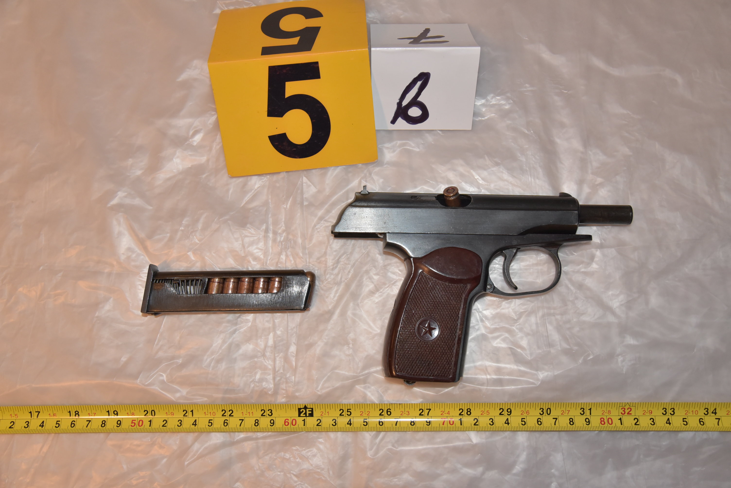 Διοικητής Αντιτρομοκρατικής: Ευτυχώς προλάβαμε – Το οπλοστάσιο των τρομοκρατών (φωτογραφίες)-4