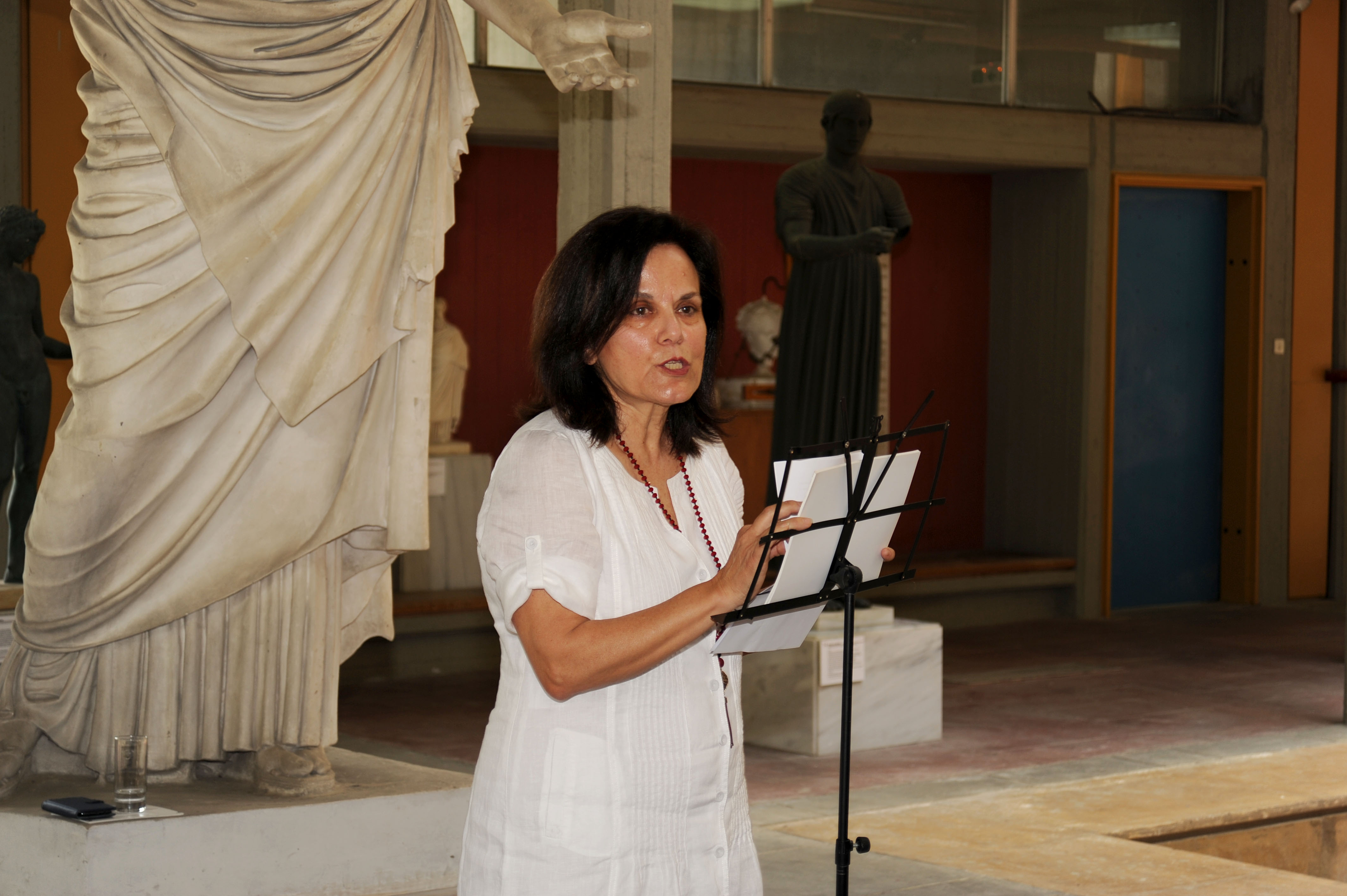 Μια διάλεξη στο Λονδίνο φωτίζει την Ανδρο της αρχαιότητας-3