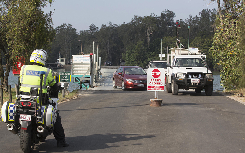Αυστραλία: Χιλιάδες άνθρωποι εγκαταλείπουν τις εστίες τους για να γλιτώσουν από τις φλόγες-2