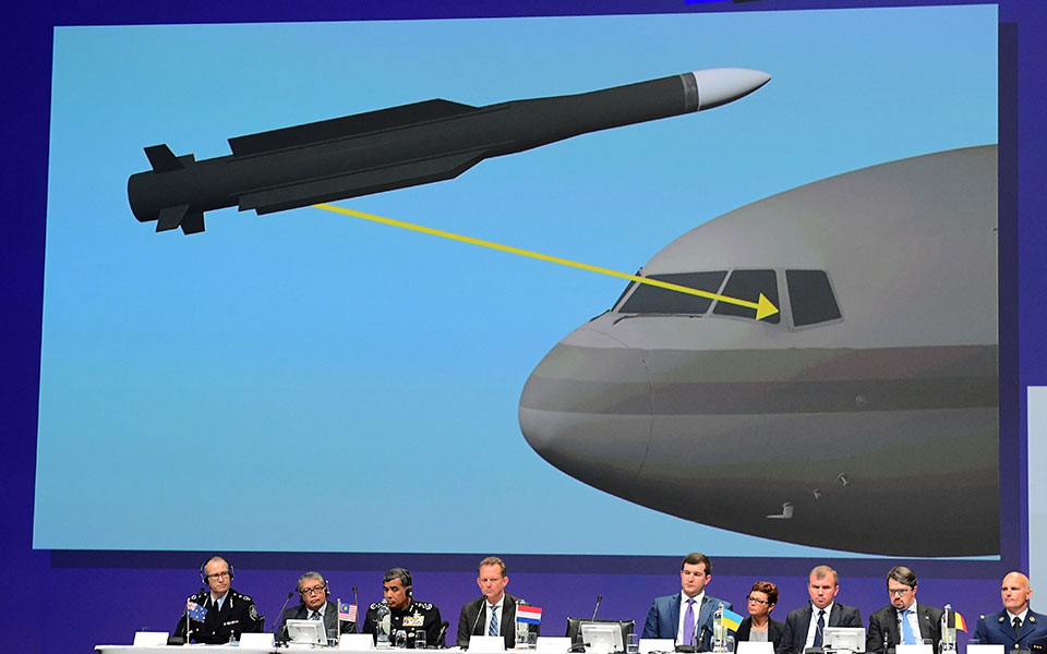 Πτήση MH17: Νέες συνομιλίες εμπλέκουν τη Ρωσία στη συντριβή του αεροσκάφους-2
