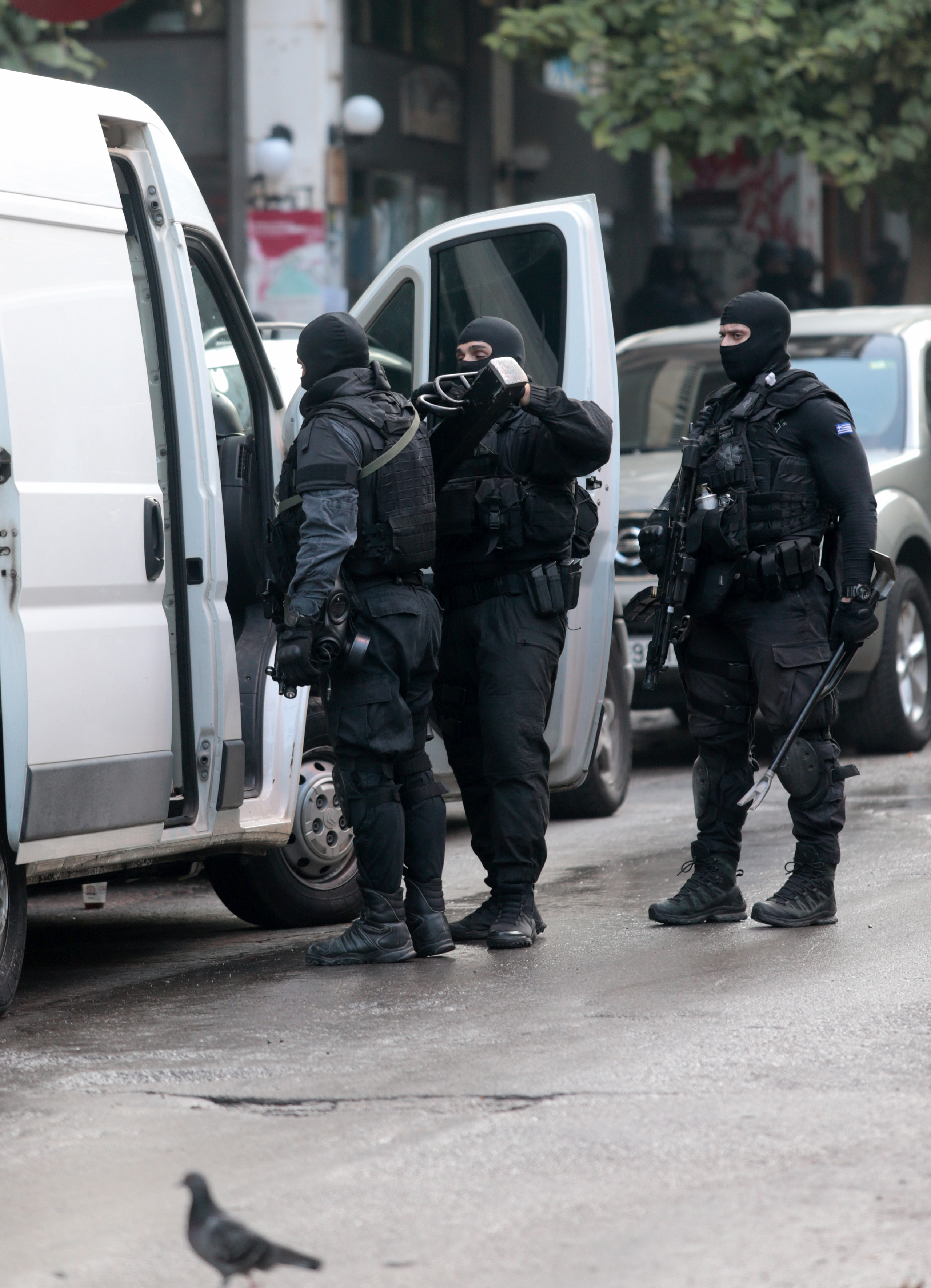 Σε εξέλιξη επιχείρηση της αστυνομίας στα Εξάρχεια (φωτογραφίες)-2