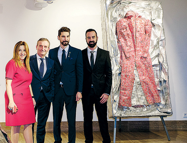 Ελληνική τέχνη στο δημαρχείο του Ντίσελντορφ-1