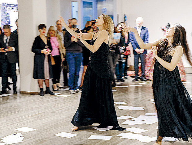 Ελληνική τέχνη στο δημαρχείο του Ντίσελντορφ-2