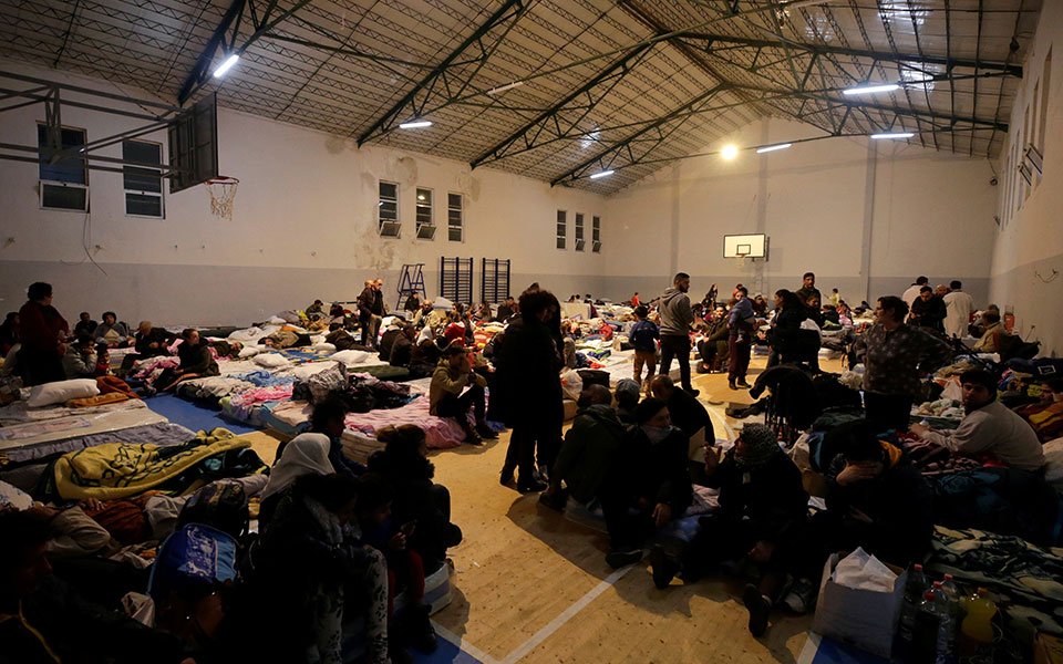 Η Αλβανία μετρά τις πληγές της από τον φονικό σεισμό – Στους 49 οι νεκροί-2