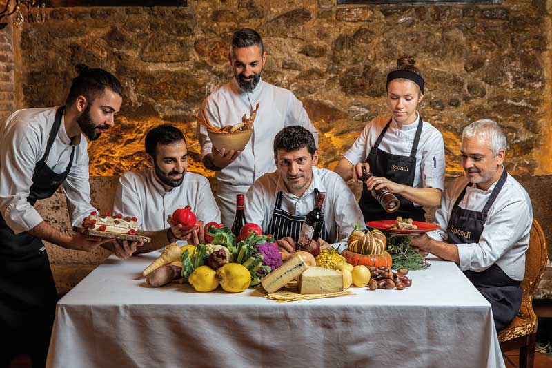 Αυτή την Κυριακή ο Γαστρονόμος μαγειρεύει για τα καλύτερα Χριστούγεννα της ζωής μας-6