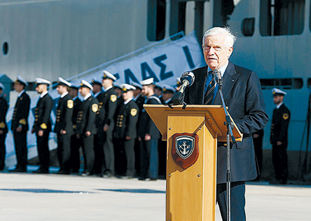 Ημέρα γιορτής για τον Αγιο Νικόλαο και το Πολεμικό Ναυτικό, που απέκτησε νέο πλοίο-2